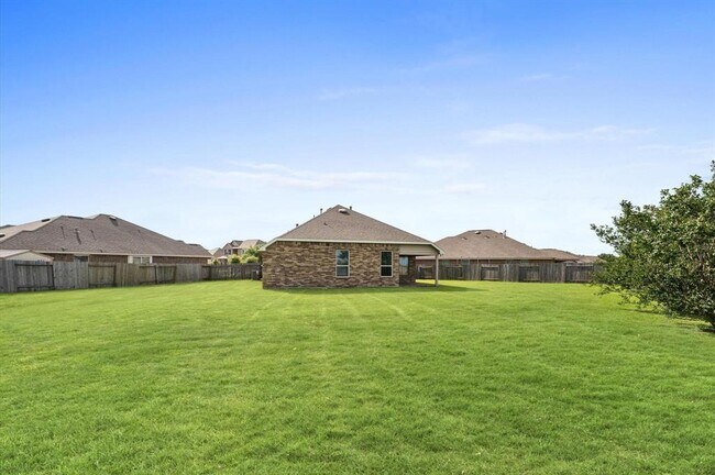 Building Photo - 2043 Plum Rose Ln