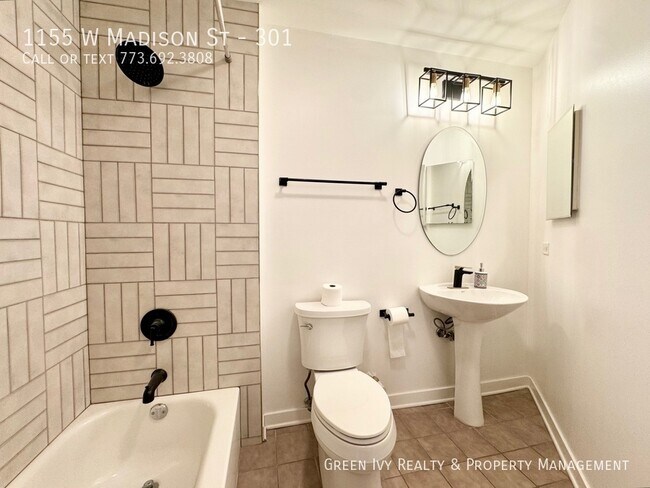 Building Photo - 1155 W Madison St