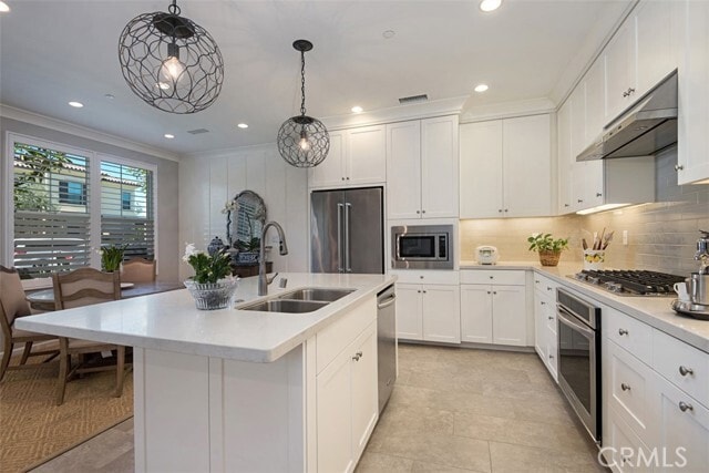 Building Photo - 274 Rodeo