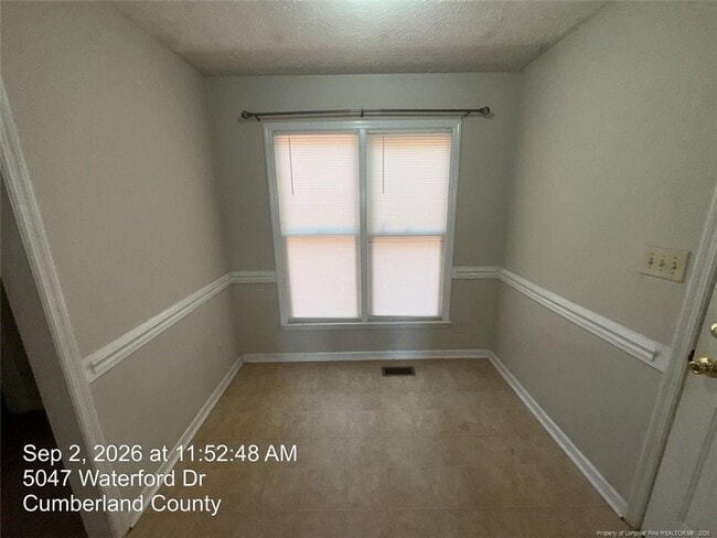 Building Photo - 5047 Waterford Dr