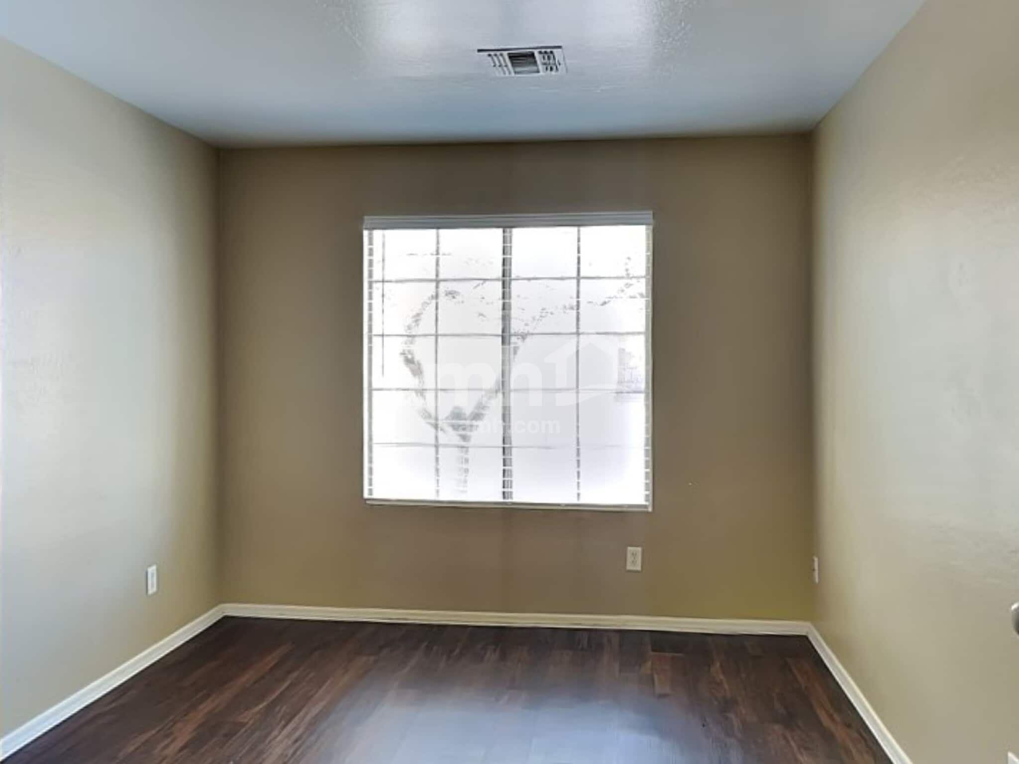 Building Photo - 21843 W Cocopah St