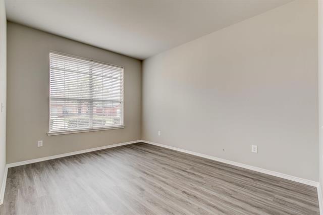 Building Photo - 2723 Excalibur Dr