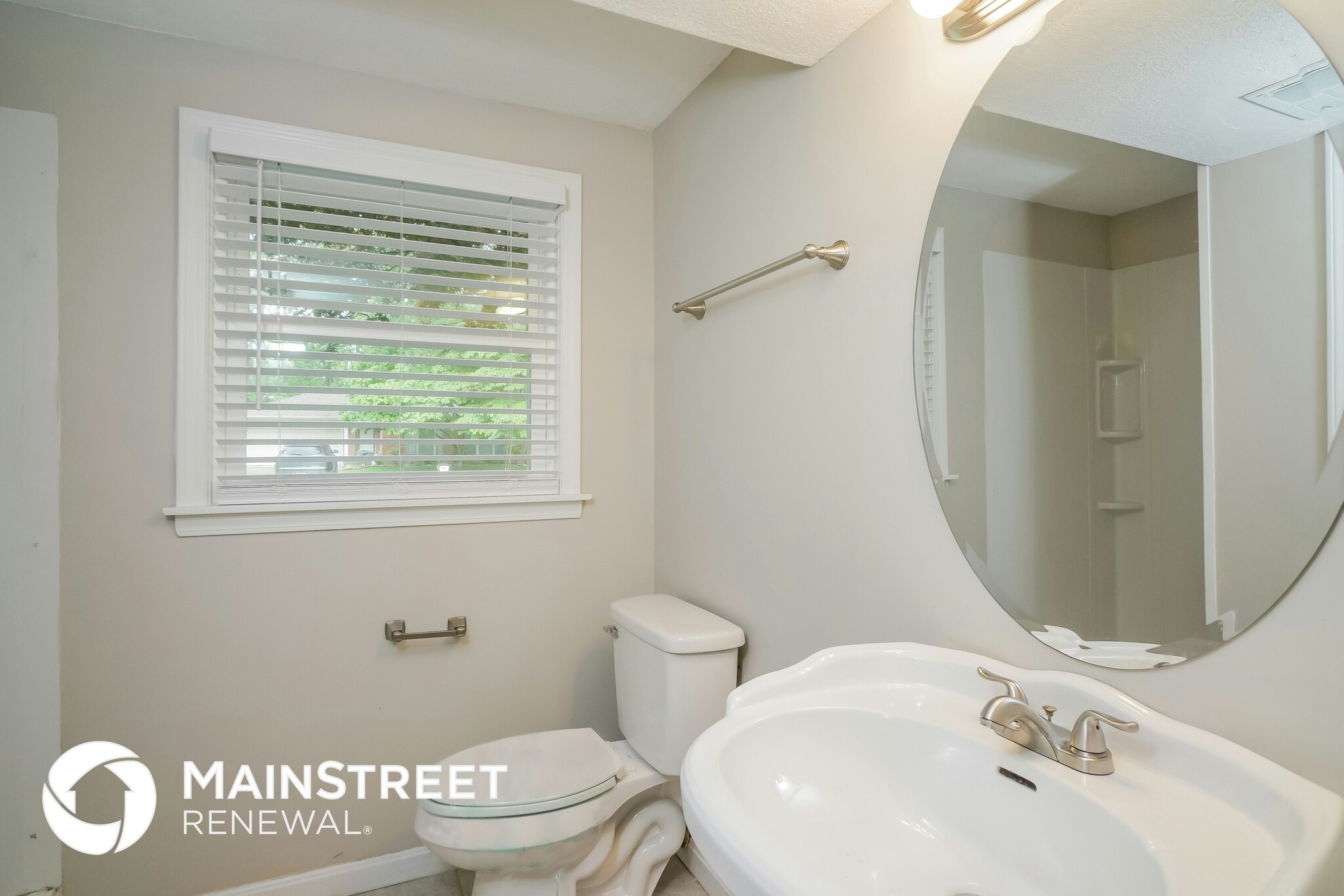 Building Photo - 6804 Fordham Ln