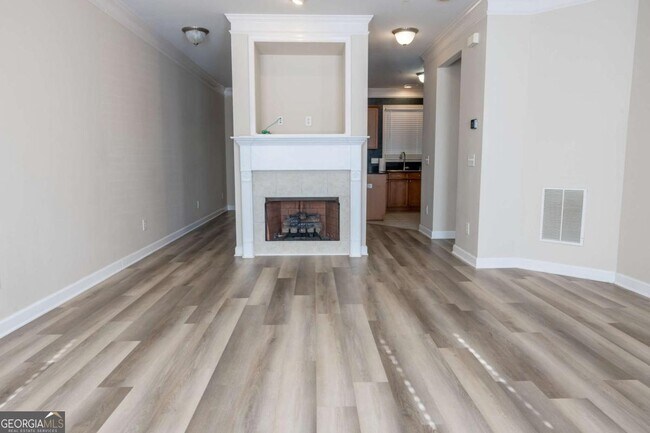 Building Photo - 1232 Harris Commons Pl