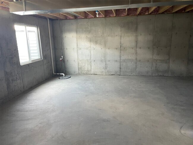 Building Photo - 28553 Shallow Water Rd