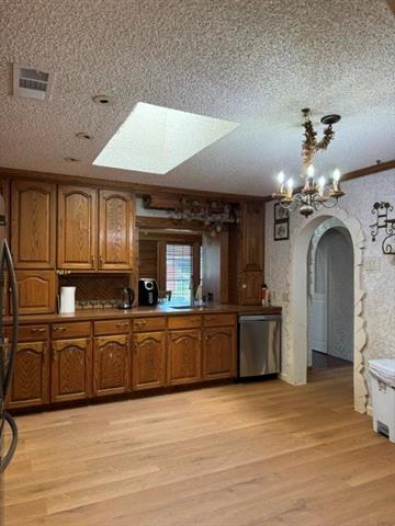 Building Photo - 2309 Richwood Dr