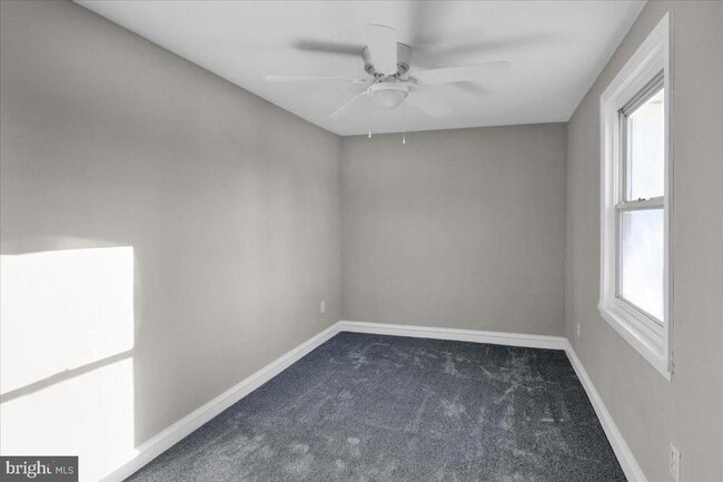 Building Photo - 834 N 5th St