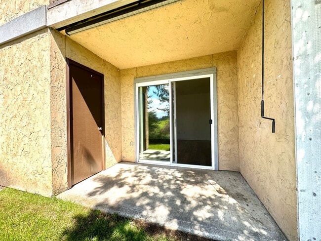 Building Photo - 2Bd/1Ba Kirkland Condo