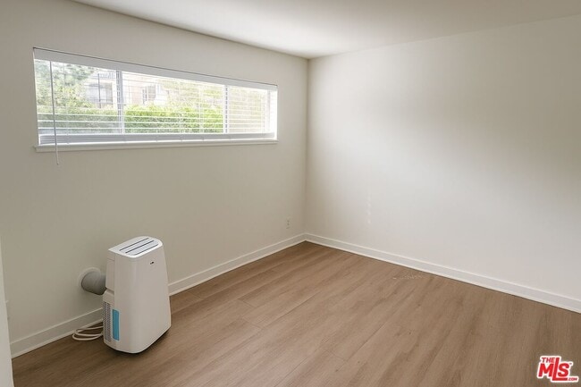 Building Photo - 5952 Benner St