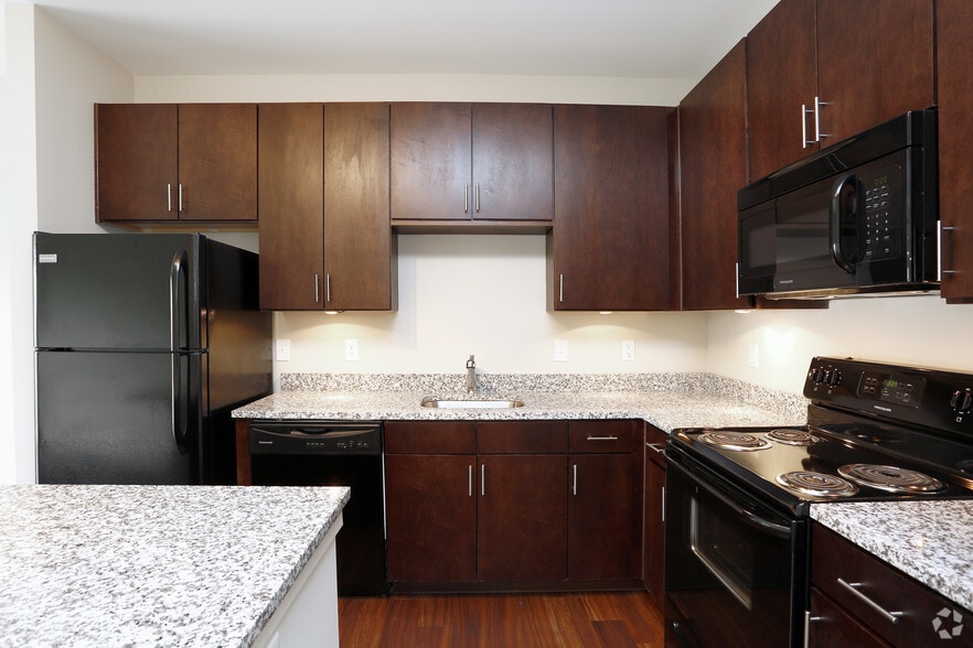 Kitchen - Mozzo apartments