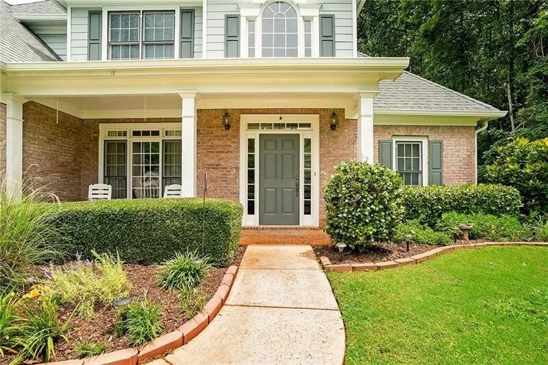 Building Photo - 3915 High Gables E