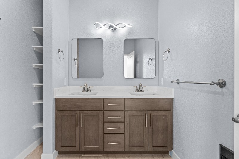 Building Photo - 234 S Main St