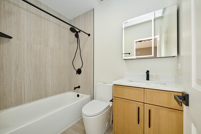 Building Photo - 5200 N Winthrop Ave