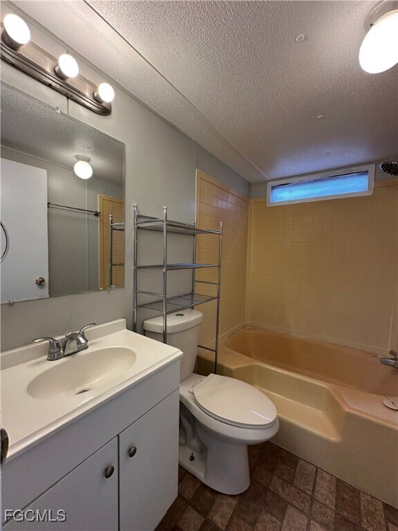 Building Photo - 7945 Hart Dr