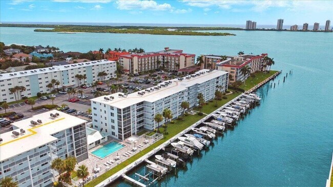 Building Photo - 104 Paradise Harbour Blvd