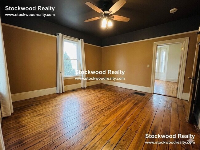 Building Photo - 36 Spring Garden St