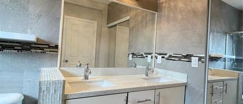 Building Photo - 6524 Hidden Cove Dr