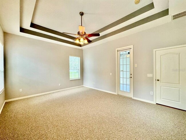 Building Photo - 18205 Fall Creek Dr