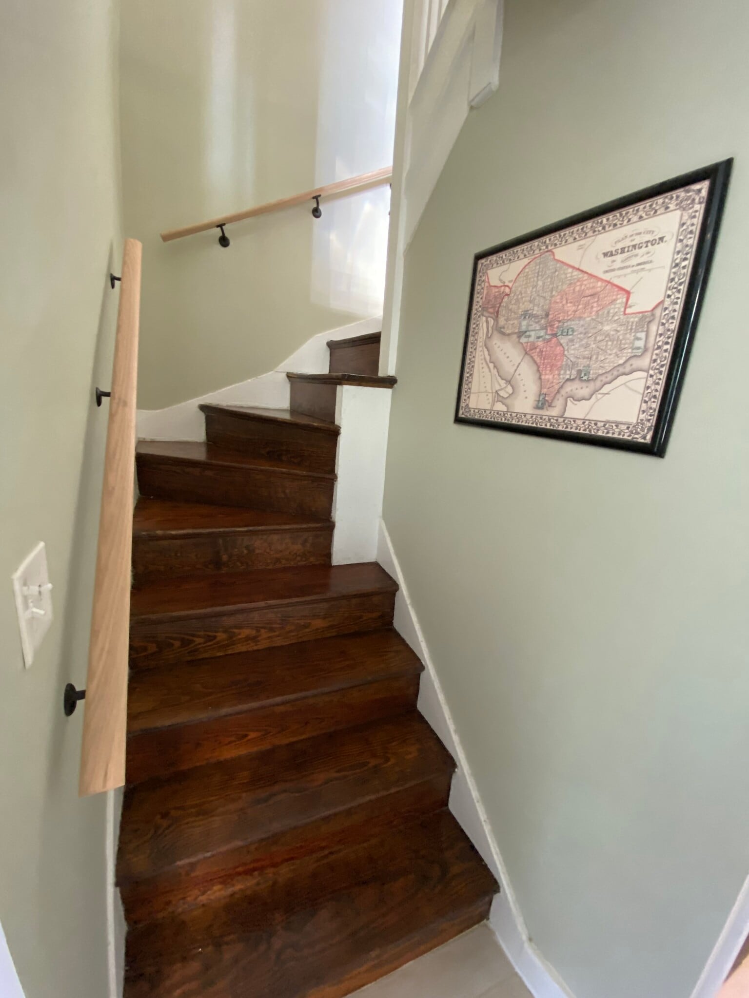 Building Photo - 1743 L St NE