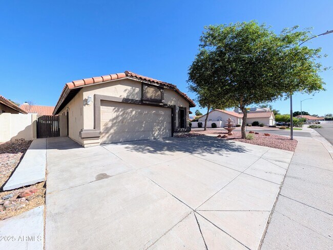 Building Photo - 5232 W Tonto Rd