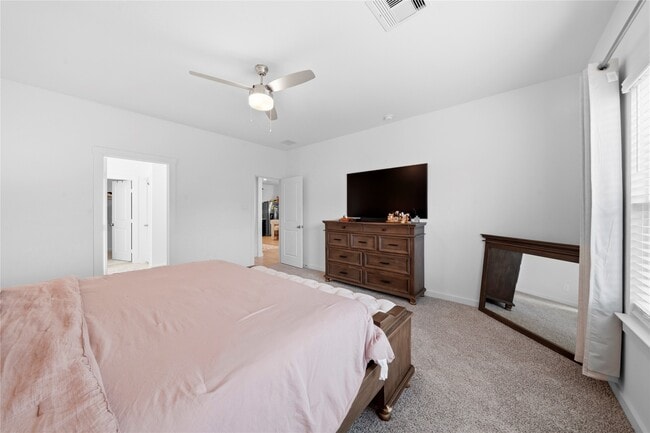 Building Photo - 1542 Merulana Lane