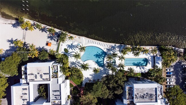 Building Photo - 777 NE 62nd St