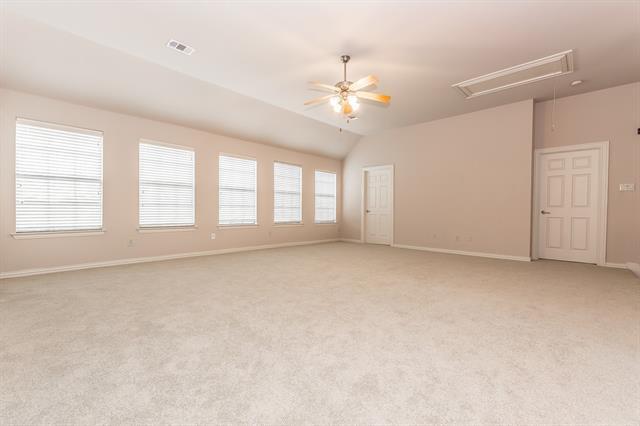 Building Photo - 2400 Royal Birkdale Dr