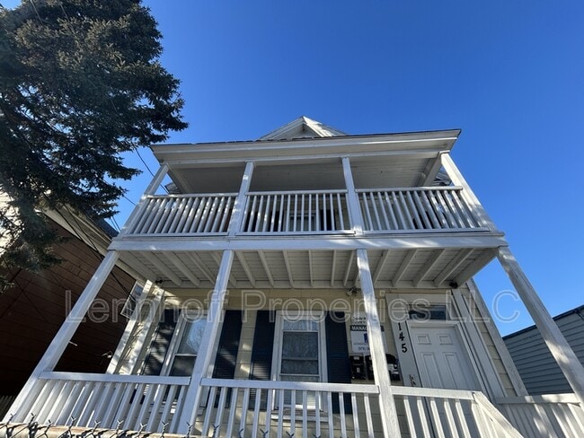 Building Photo - 145 Water St