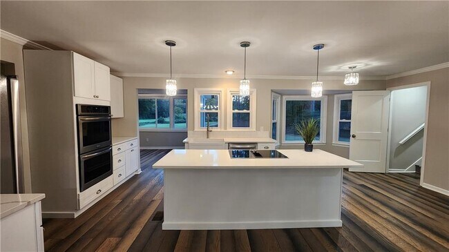 Building Photo - 3250 Indian Hills Dr