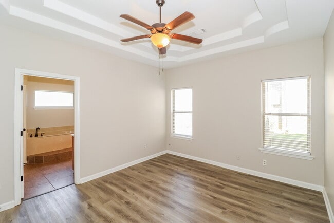 Building Photo - 110 Birch Springs Dr