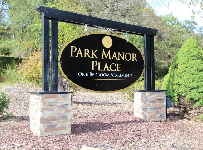 Interior Photo - PARK MANOR -- 183