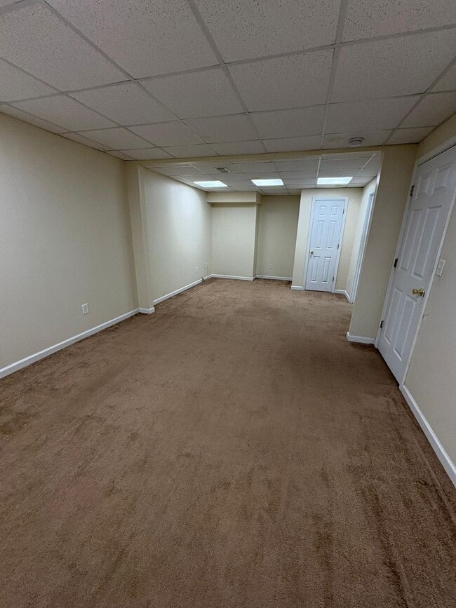 Building Photo - 886 Eagles Nest Cir