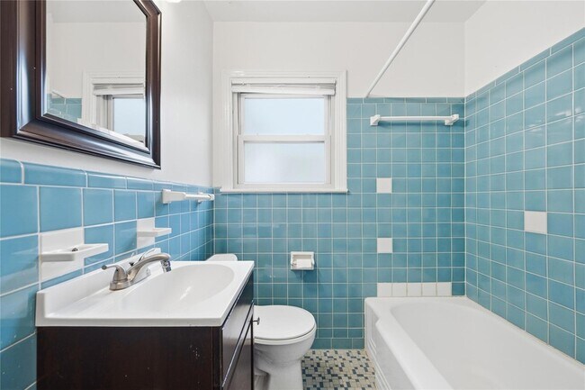 Building Photo - 1003 Cogbill St