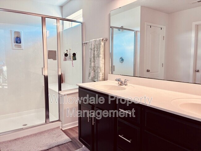 Building Photo - 993 Deaton Dr