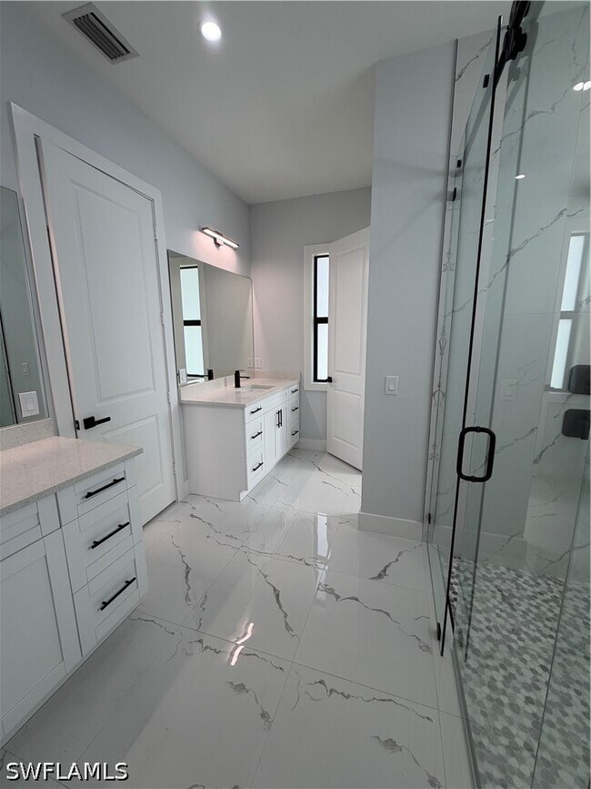 Building Photo - 2863 52nd Ave NE