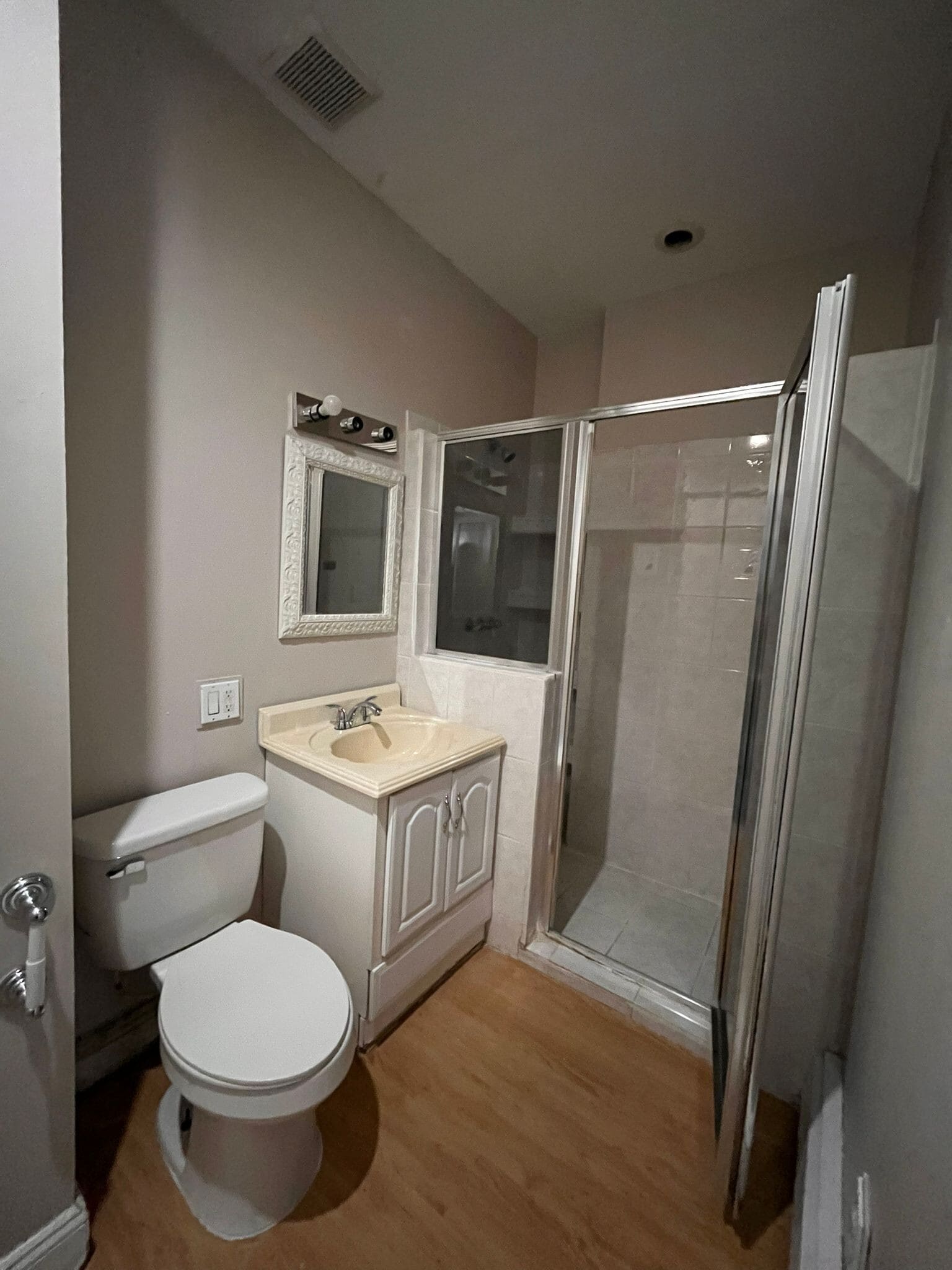 Building Photo - 79 E 25th St