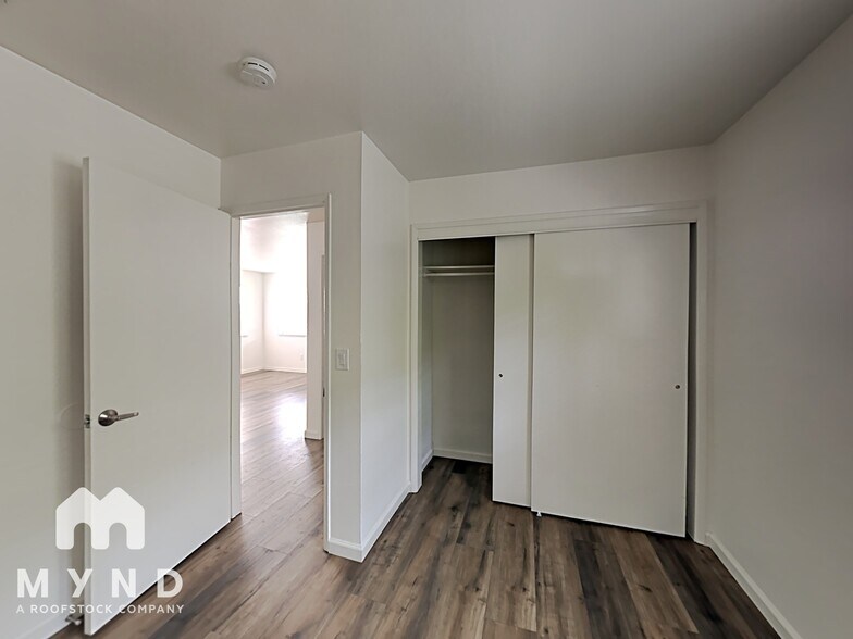 Building Photo - 2740 42nd St