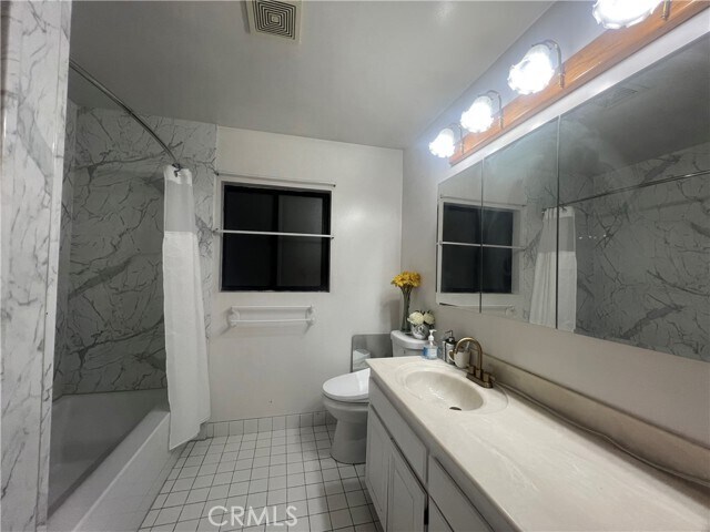 Building Photo - 5522 Farna Ave