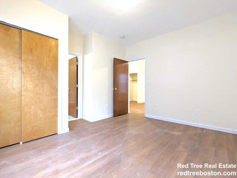 Building Photo - 54 S Huntington Ave