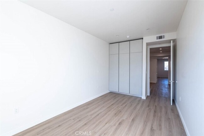 Building Photo - 7341 Valmont St