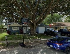 Building Photo - 8104 Badger Ln