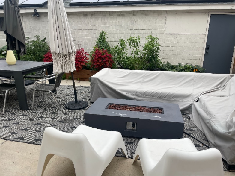 Building Photo - 1266 Lafayette St