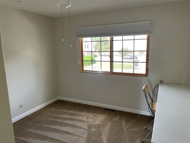 Building Photo - Spacious Townhome in Arvada