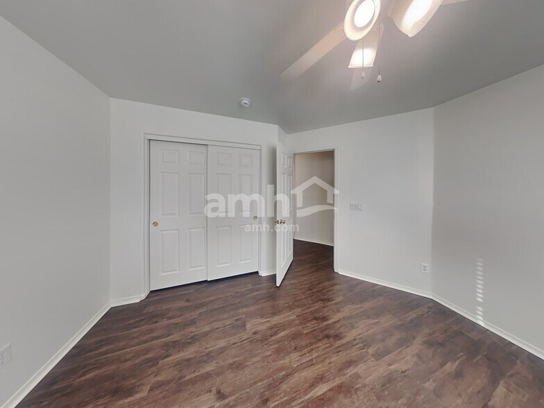 Building Photo - 201 S 152nd Ave