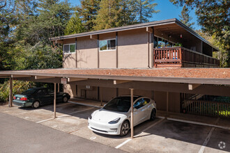 Building Photo - Pine Lane Apartments