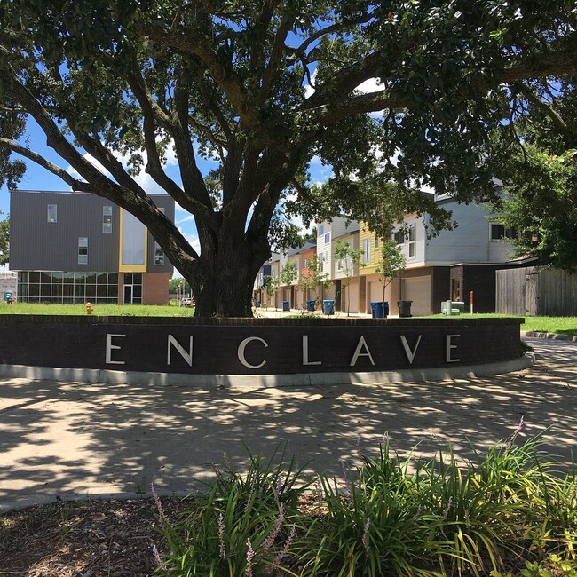 Primary Photo - Enclave