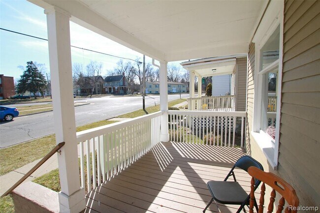 Building Photo - 710 Emmet St