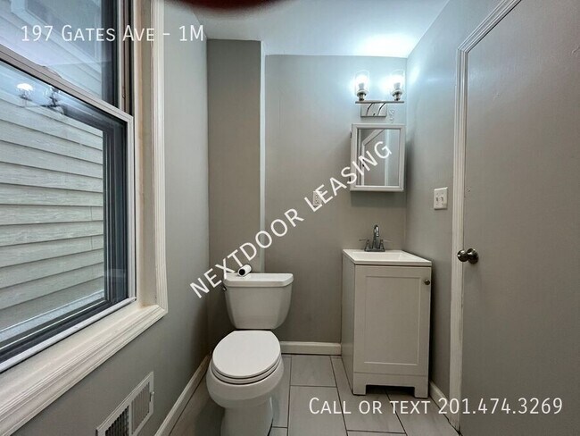 Building Photo - 197 Gates Ave