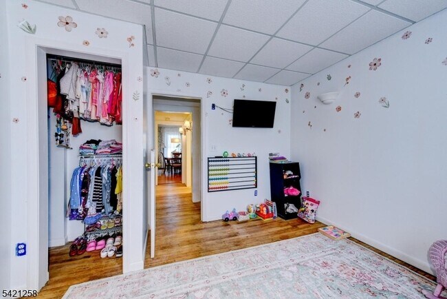 Building Photo - 11 Sterling Pkwy