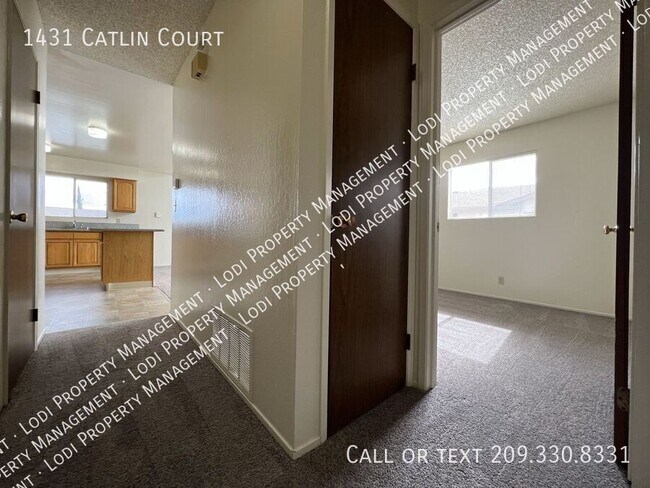 Building Photo - 1431 Catlin Ct